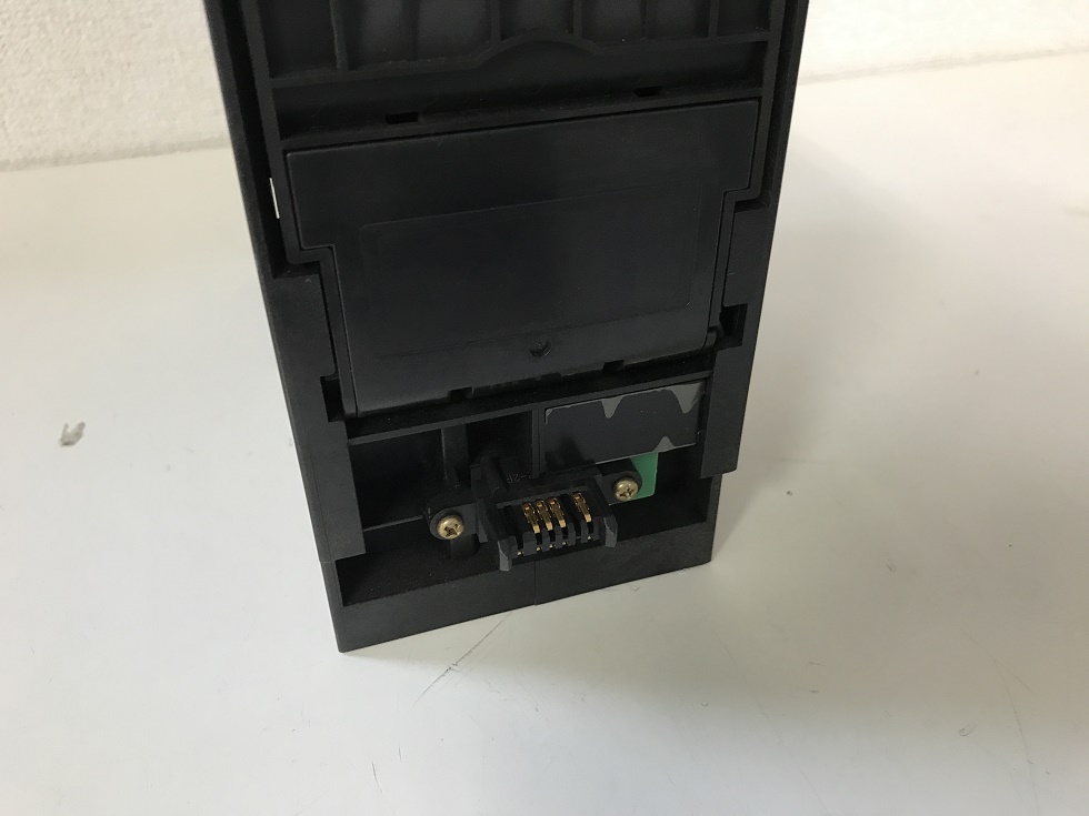 EUC B6423AA ʋ@
